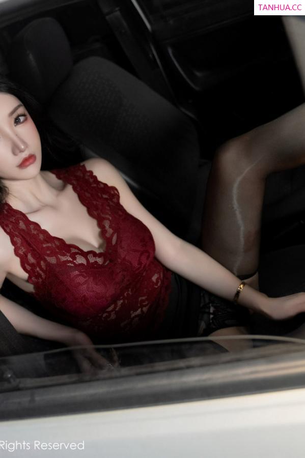 周于希dummy  [XiuRen]高清写真图 2024.01.19 No.7993 周于希Sally 黑丝美臀第36张图片